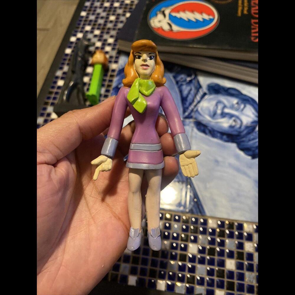 Scooby Doo Daphne Bendable 4.75" Loose Action Figure Equity Marketing 1999 -Used